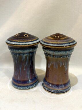 Vintage Bill Campbell Pottery Drip Glaze Salt & Pepper Shakers 3.5"